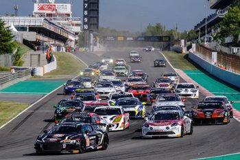 A110 GT4 36 3eme 2018 FFSA GT4 Barcelone course1 2 